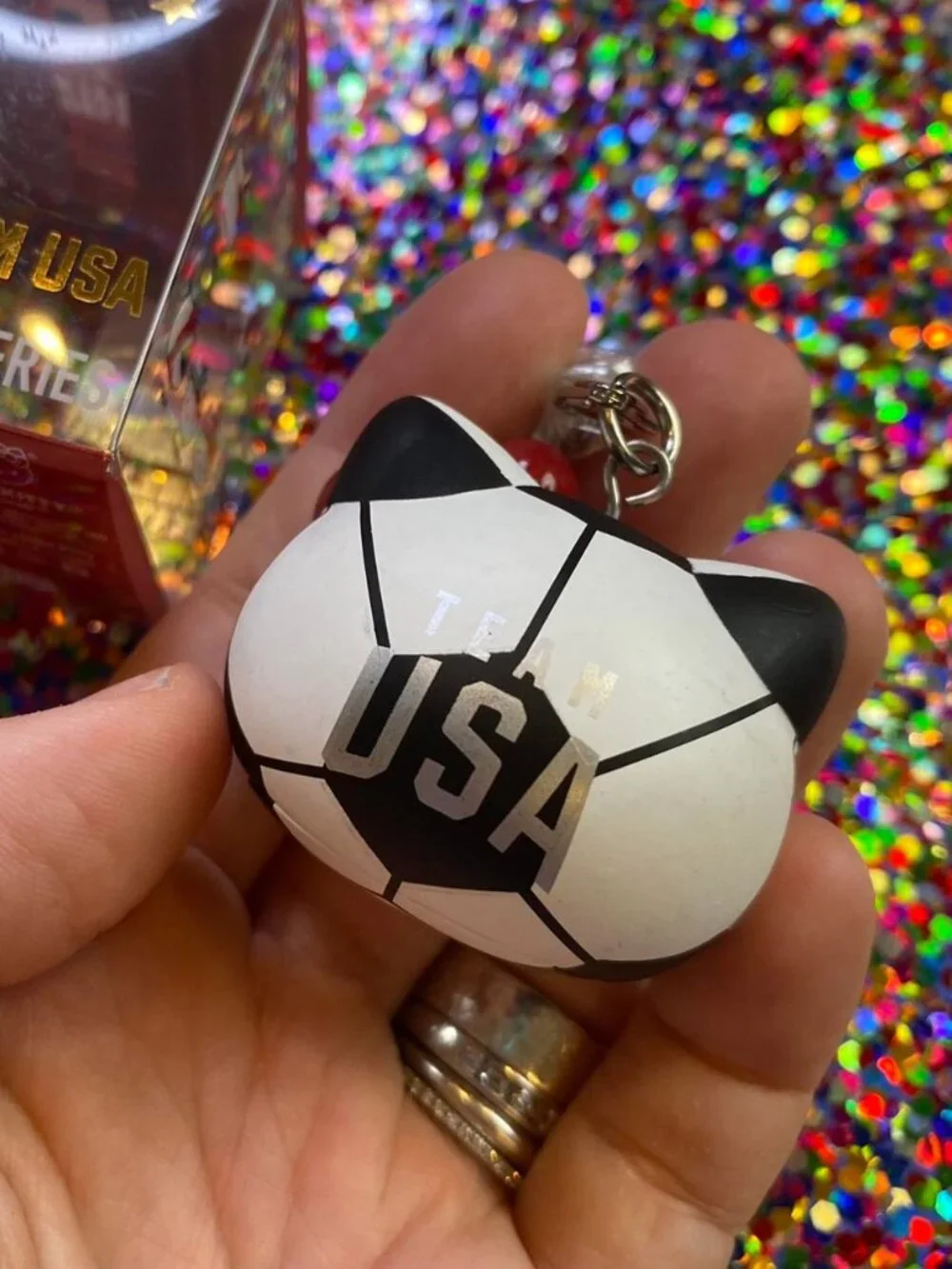 SOCCER Hello Kitty Tokyo Olympics Team USA Keychain!!